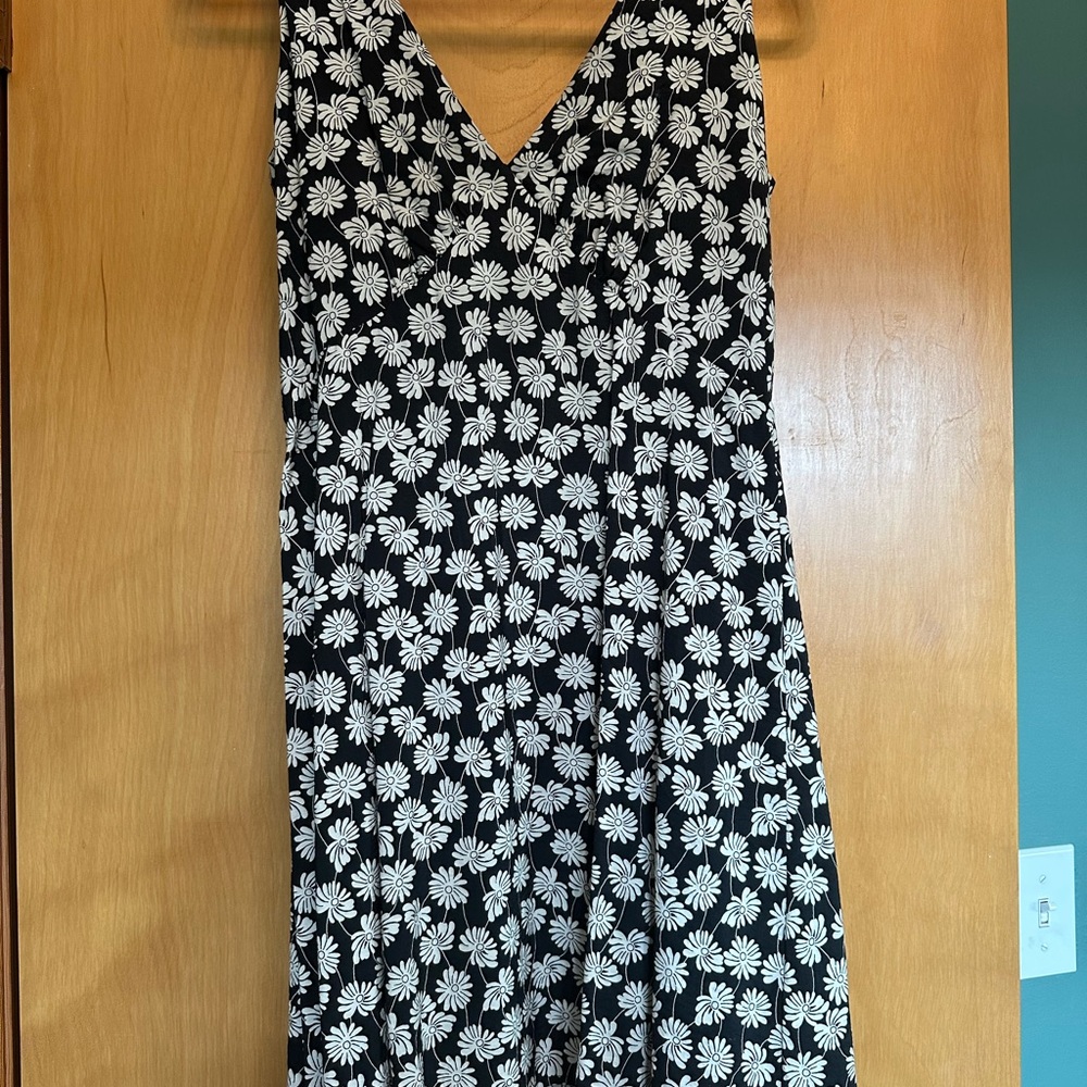 Gap Floral Black and White Sun Dress
